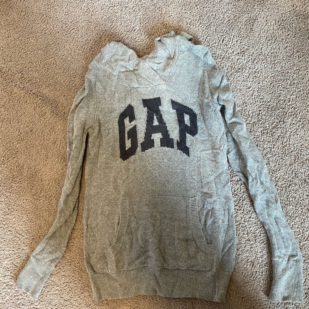 GAP sweater with hood